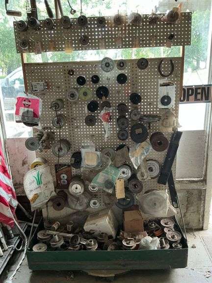 Assorted bearings with shelf image