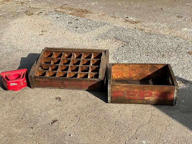 Wooden Pepsi crates, up to 20" x 18" image