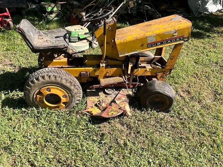 Cub Cadet 100, no motor image