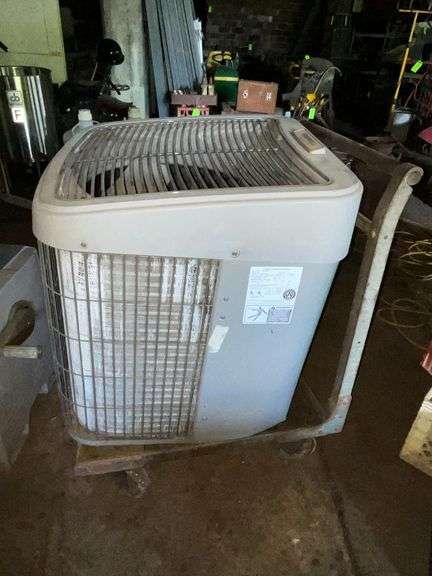 Tempstar AC unit, condition unknown image