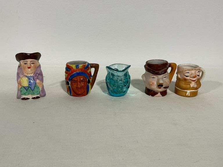 5 small Toby mugs image