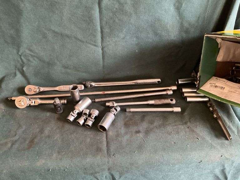 Craftsman 3/8" drive tools image