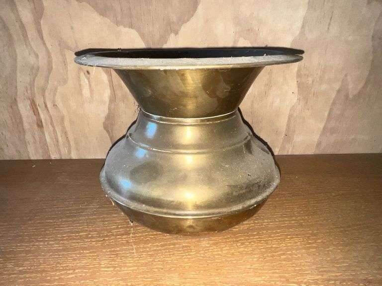 Brass spittoon image