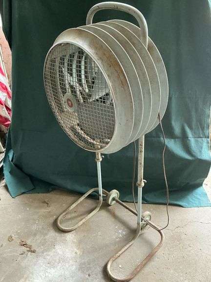 Westinghouse Mobileaire fan on stand, 47" T image