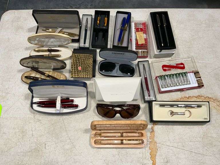 Pen/pencil sets Bill Blass, Sheaffer's, Duck's Unlimited image