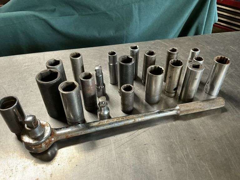 S-K 1/2" drive ratchet, deep well sockets image