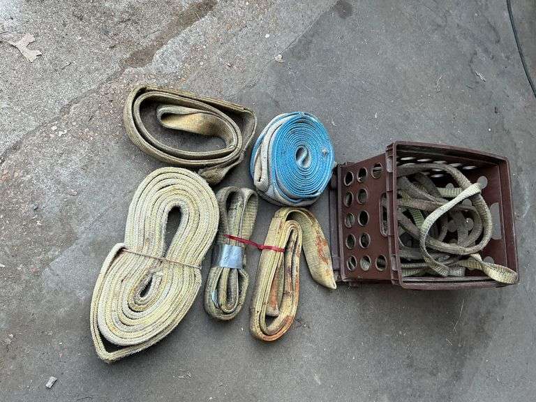 Tow straps and choker straps image