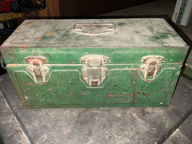 Metal tool box, 15" L image