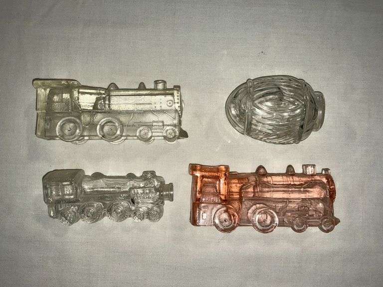 3 glass train engine candy holders image