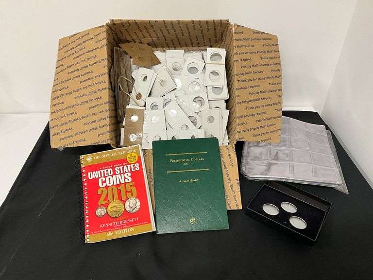 2015 U.S. coin guide book, Presidential Dollar empty album image