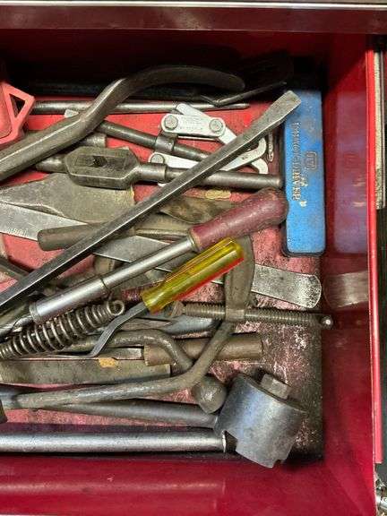 Pry bars, tire tools, gear pullers image