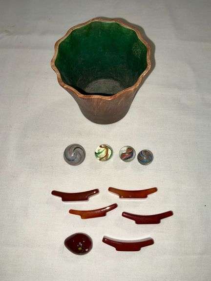 Swirl marbles and stone pieces image