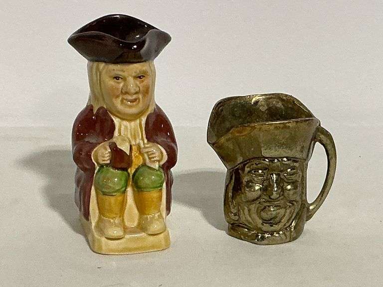 Wood & Son "Toby" mug 3" T image