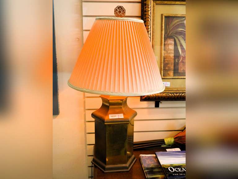 LARGE ANTIQUE BRASS LAMP WITH SHADE SIX SIDES WITH 10" D BASE 31" H
