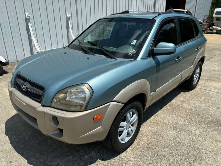 2007 Hyundai TUCSON SUV SE V6, 2.7L