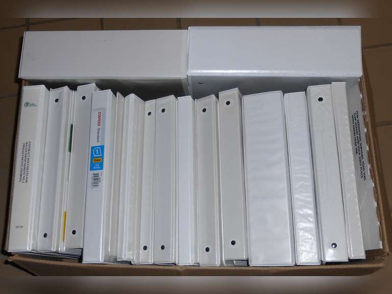 APPROX 28 ASSORTED 3 RING BINDERS (NEW & USED) image