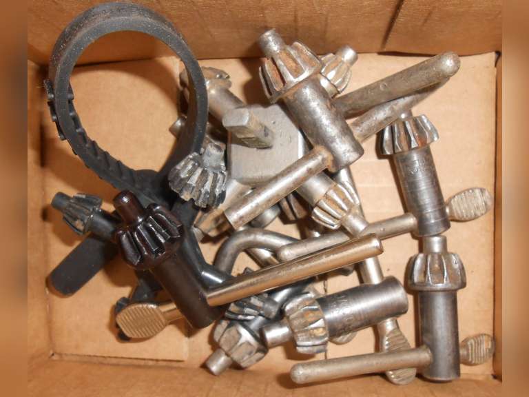 ASSORTED DRILL CHUCKS image