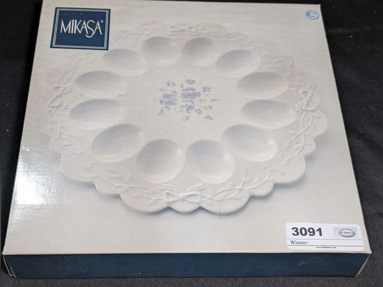 MIKASA FLORAL VINE EGG HOLDER DISH IN ORIGINAL BOX image