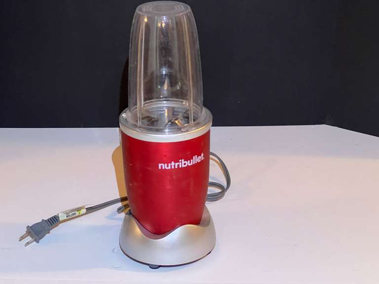 BR1… Nutribullet blender, powers up, see pictures for details. image