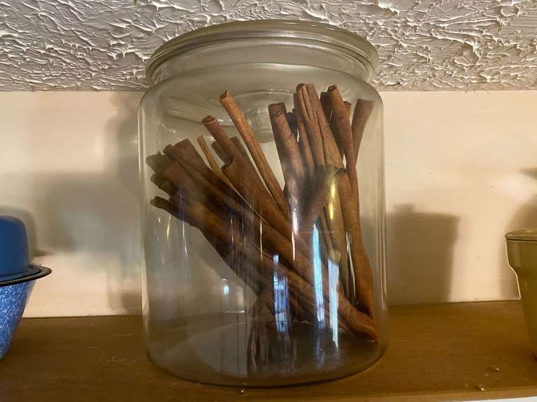 KIT… Large vintage glass storage jar with lid, see pictures for details. image