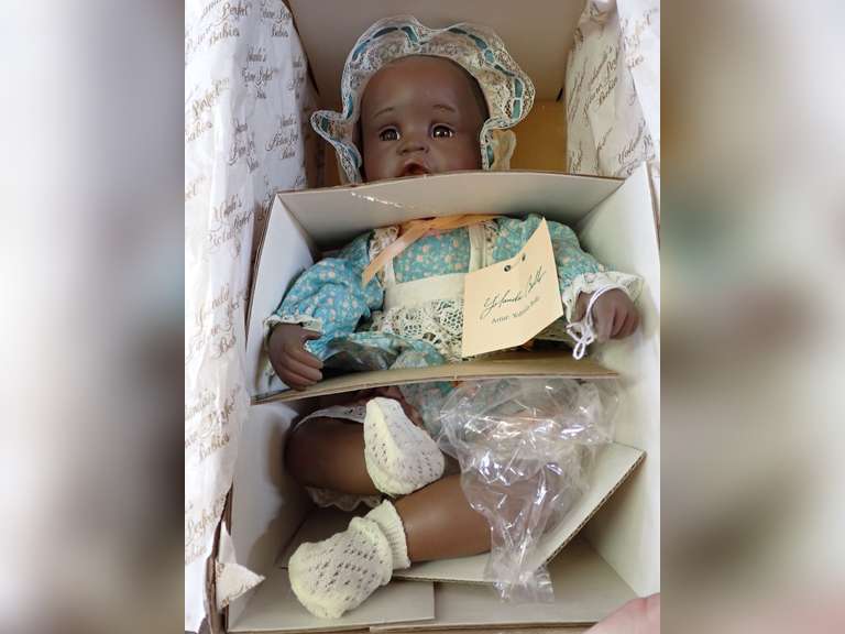 Yolanda Bello "Danielle" Picture Perfect Babies Doll in Box image