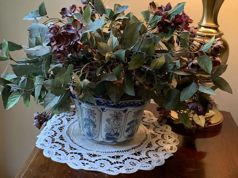 ORIENTAL STYLE BLUE/WHITE PLANTER WITH SILK FLORAL 9" X 5 1/2" & DOILY - LIVING ROOM image