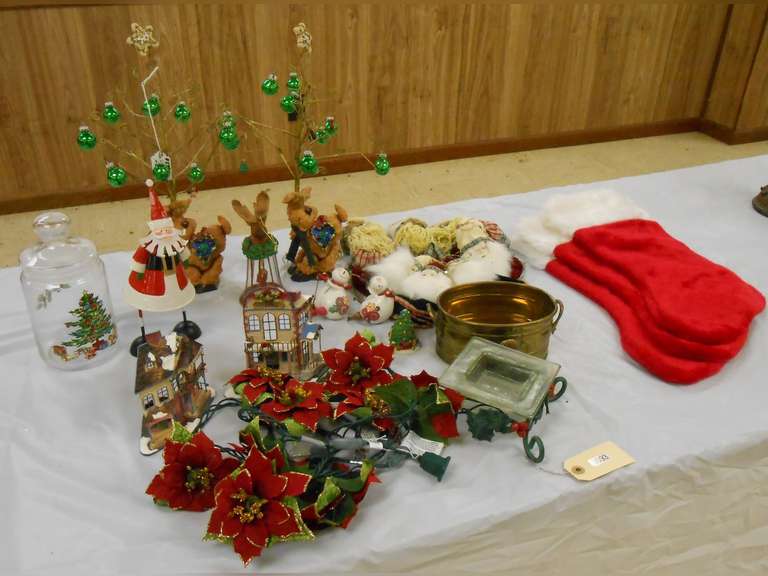 VARIOUS CHRISTMAS DECOR W/SANTA, REINDEER & SNOWMEN (21) PCS image