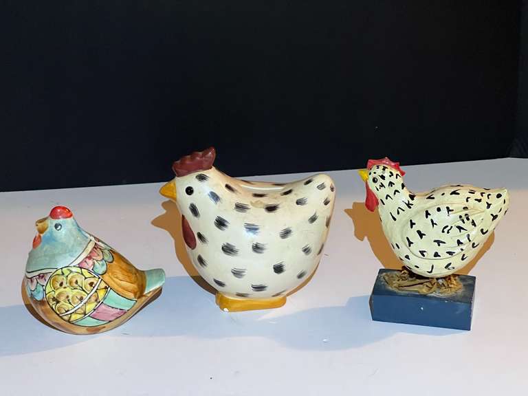 BR3…Chicken coin banks and decor, three pieces total, see pictures for details. image