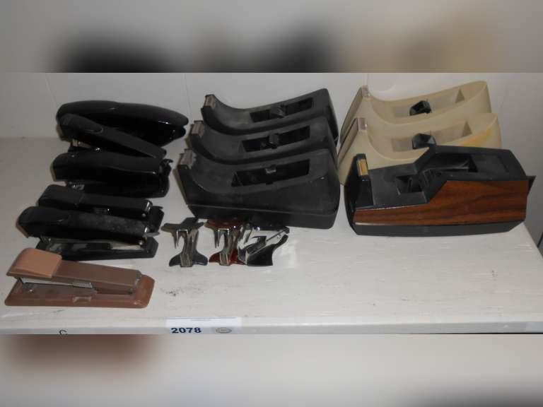 (6) STAPLERS, (6) TAPE DISPENSERS & (3) STAPLE REMOVERS - ROOM 19, SHELF 4C image