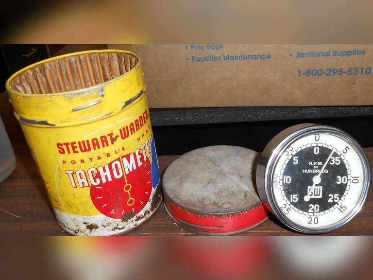 VINTAGE STEWART-WARNER PORTABLE TACHOMETER image