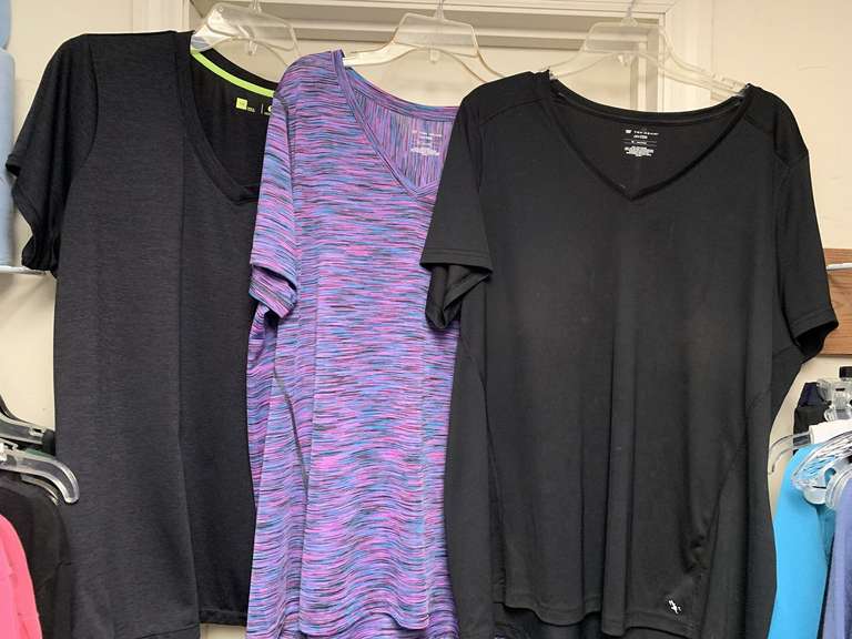 LADIES ATHLETIC WEAR - 6 TOPS (SIZE 1XL- 2 NEW W/ TAG) - UP MASTER CLOSET 2 image