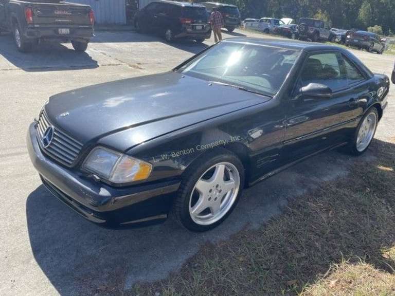 2001 Mercedes- SL-Class Convertible SL 500 V8, 5