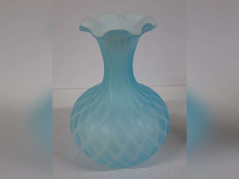 Pairpoint Mt Washington Diamond Quilt Satin Glass Vase image