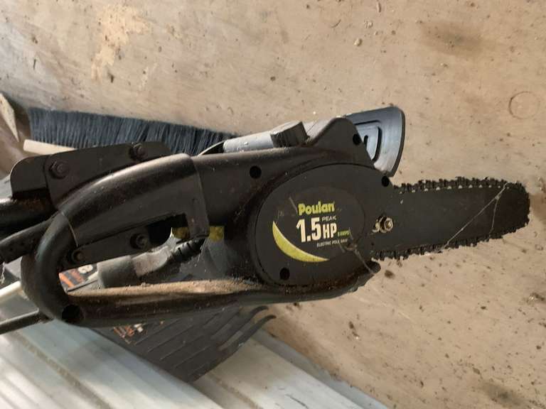POULAN 1.5 HP POLE SAW - SHED image