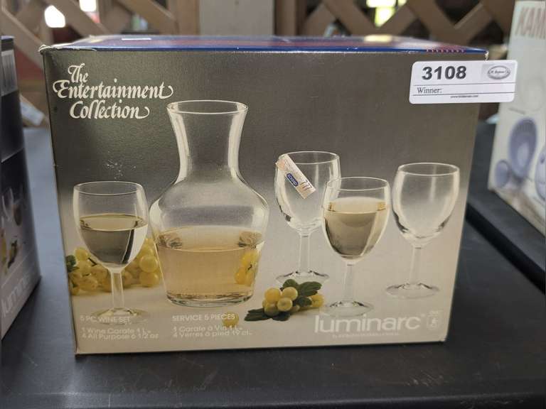 LUMINARC 5-PIECE WINE SET IN ORIGINAL BOX image