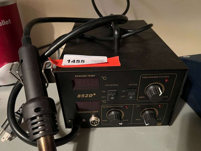 BR1...852D+ SMD Rework Station, a 2-in-1 tool that combines a hot air gun and a soldering iron. image