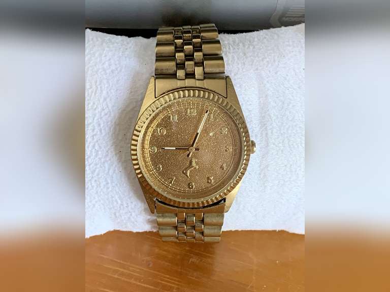 MEN'S GOLD TONE NORFOLK SOUTHERN RAILROAD RETIREMENT WATCH IN BOX - CHECKOUT image