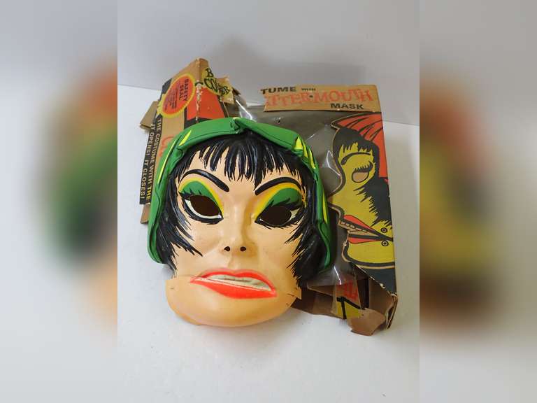 Ben Cooper Chatter Mouth Mask with Original Box- Box in rough condition. image