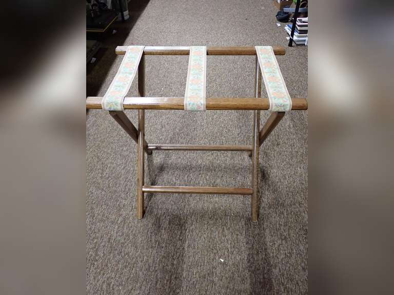 Wooden Folding Luggage Rack with Floral Straps image
