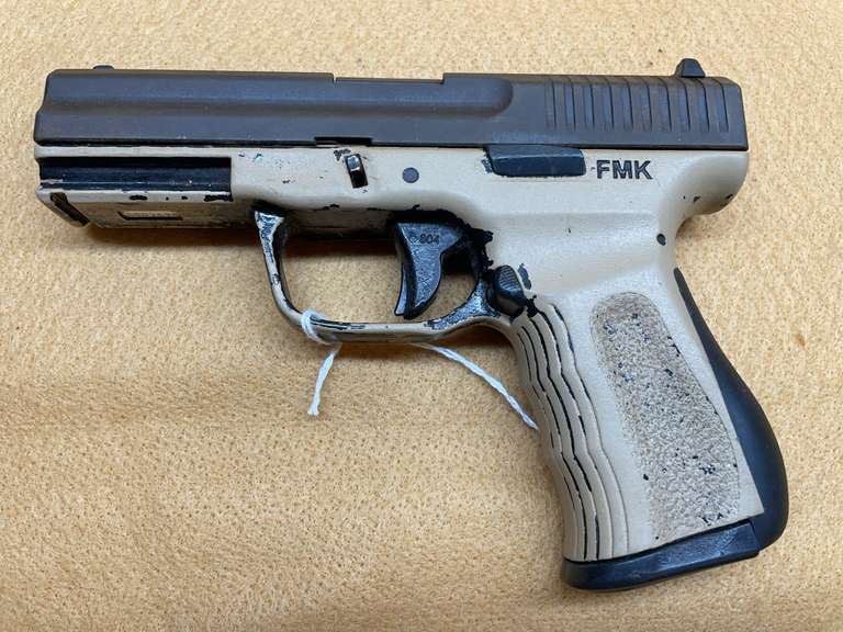 FMK  9 MM  9C1  SBD2698  PISTOL image