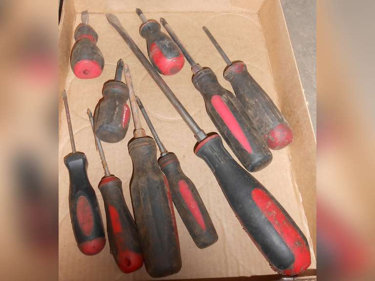 (10) ASSORTED SCREWDRIVERS image