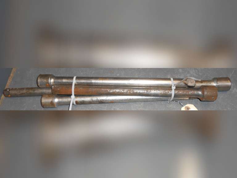 (4) 3/4" DRIVE EXTENSIONS image