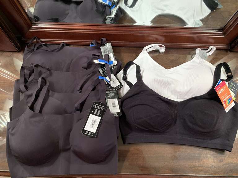 6 NEW SIZE XL SPORTS BRAS - UP MASTER BED image