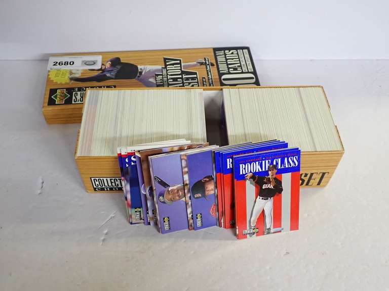 Large Lot of Unsearched Vintage Baseball Cards image