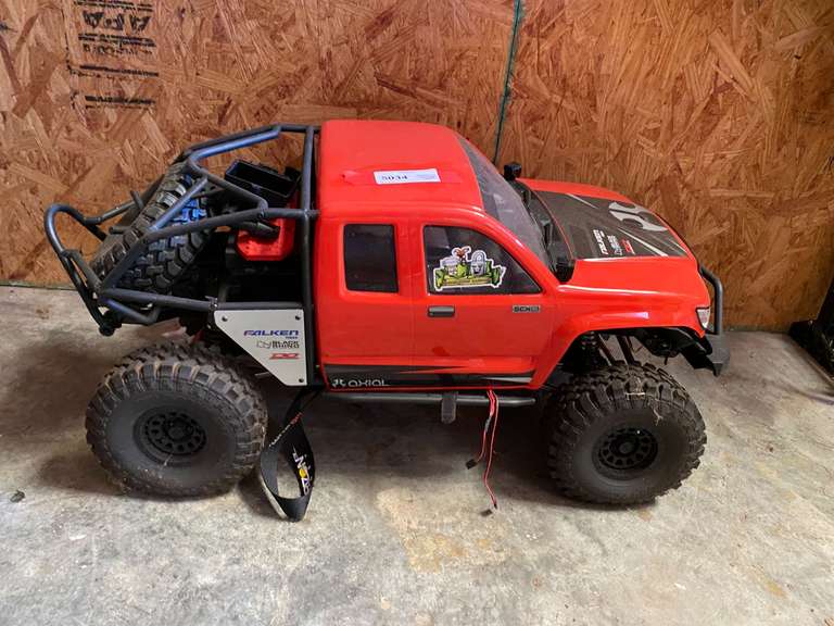 Radio control car, no remote, see pictures for details. image