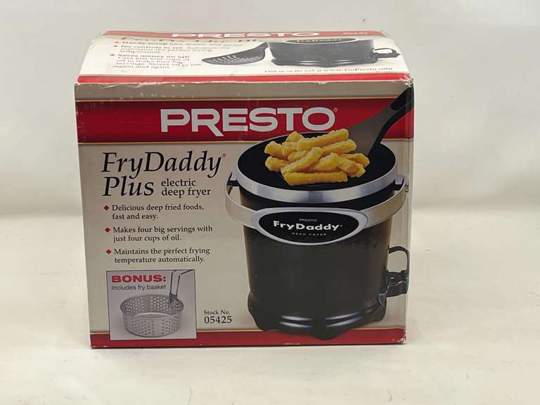 DEN… Presto Fry Daddy Plus, comes in original box, appears to be new in the box, see pictures for details. image