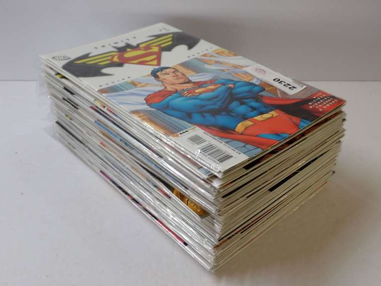 DC Comics Trinity Comic Books #1-#52 image