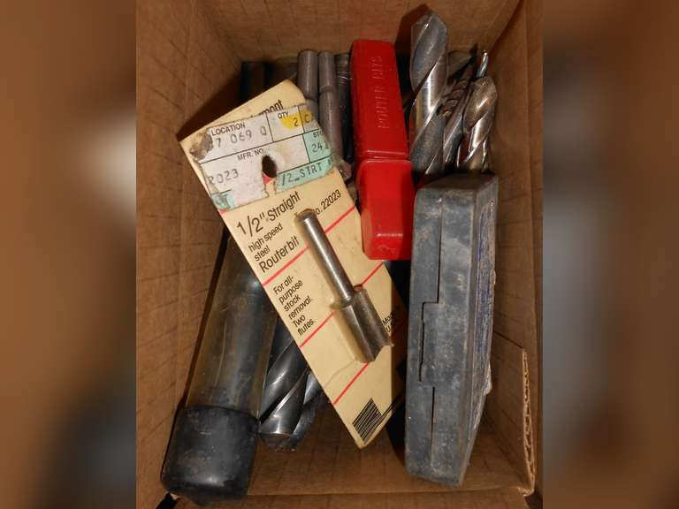 (28) DRILL BITS AND (4) ROUTER BITS image