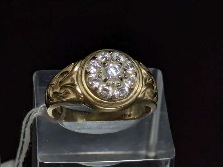 10k Gold cz Ring Size 12 - 5.45 Grams image