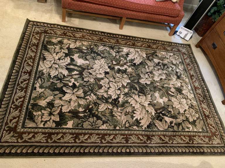 AREA RUG 63 X 91 "FALL LEAF PATTERN" - UP BED 1 image